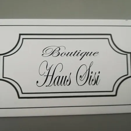 Boutique Haus Sissi Apartamento *
