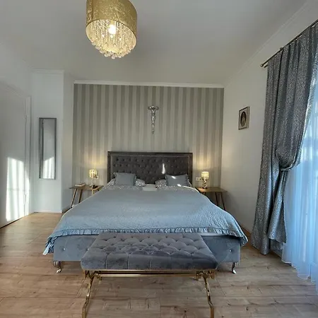 Boutique Haus Sissi Apartamento *